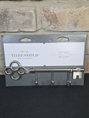 Threshold Satin Nickel Metal Key Rail Holder in a Key Shaped Design NEW